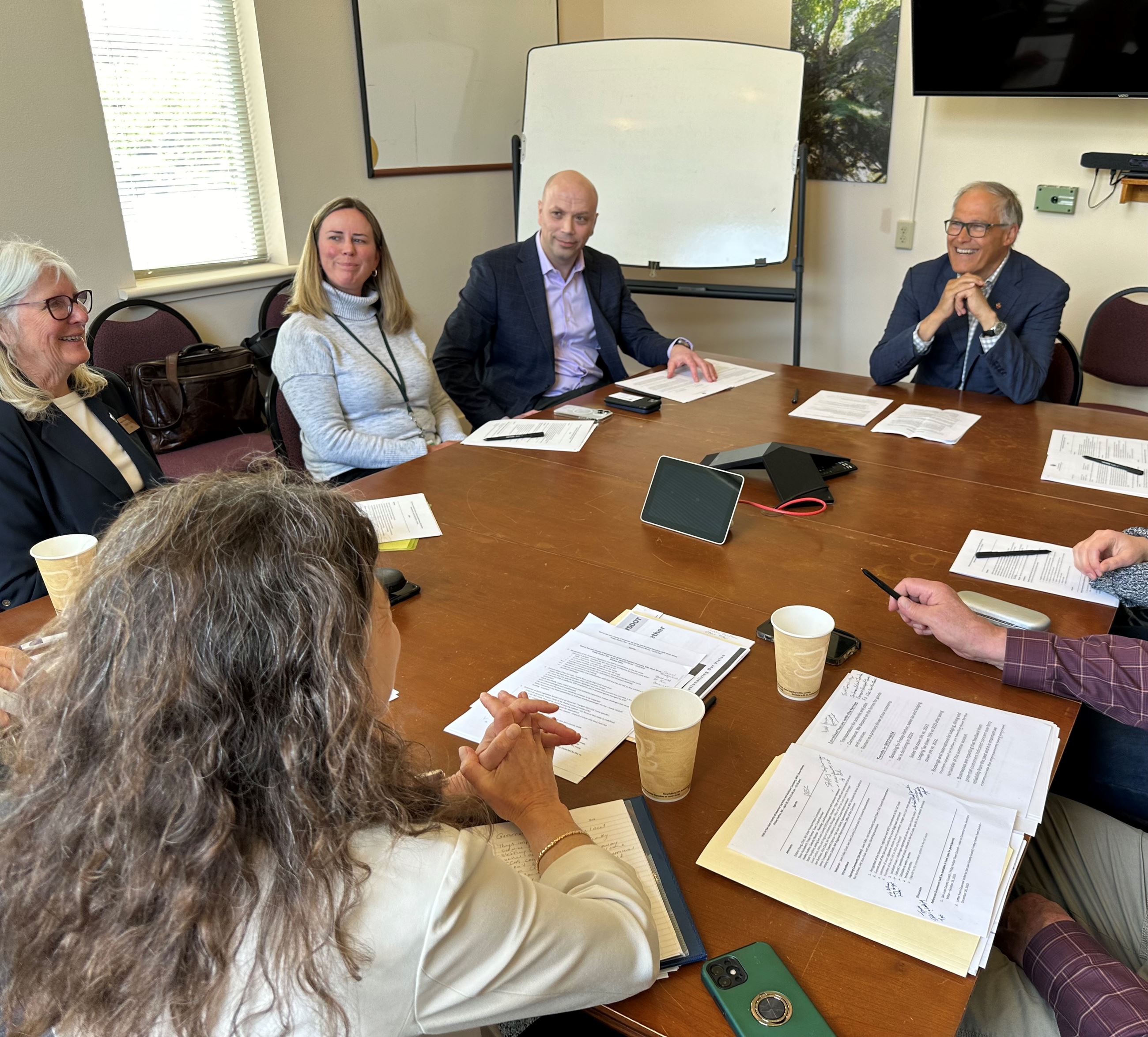 Governor Inslee, State transp. reps meet Fuller 4.29.24